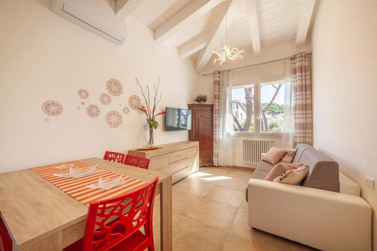 Prima Dell'Elba Family Apartments Piombino Exterior foto
