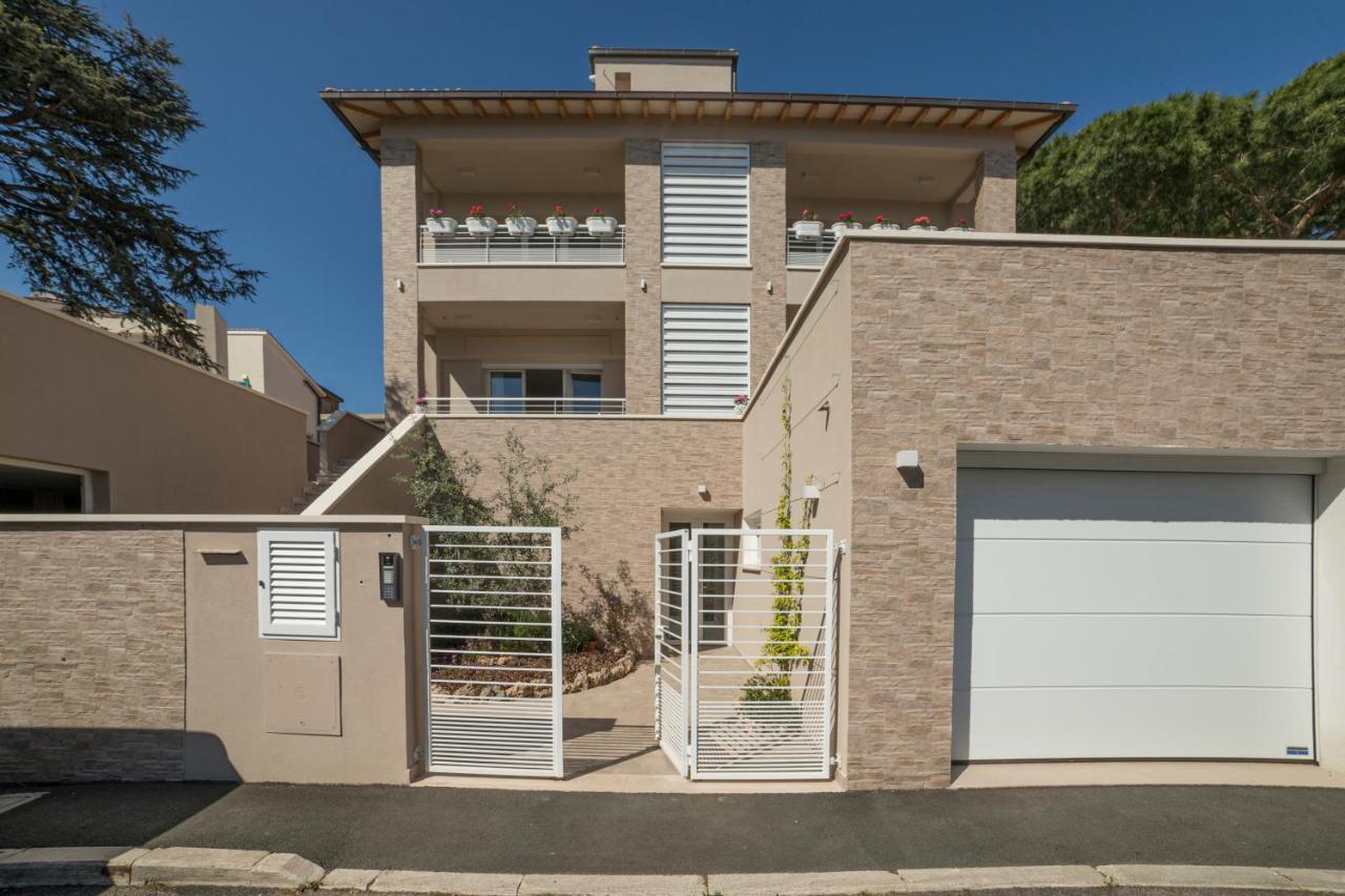 Prima Dell'Elba Family Apartments Piombino Exterior foto