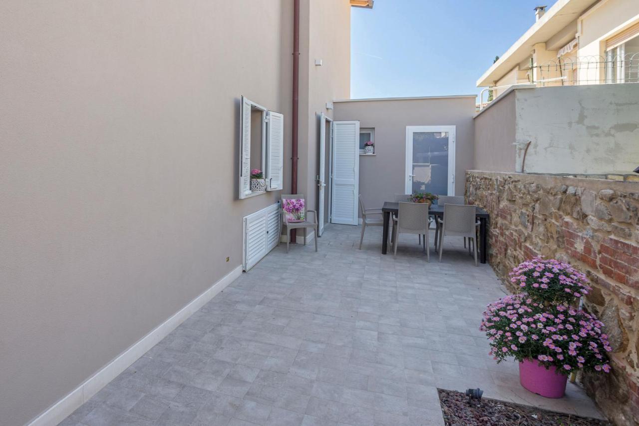 Prima Dell'Elba Family Apartments Piombino Exterior foto